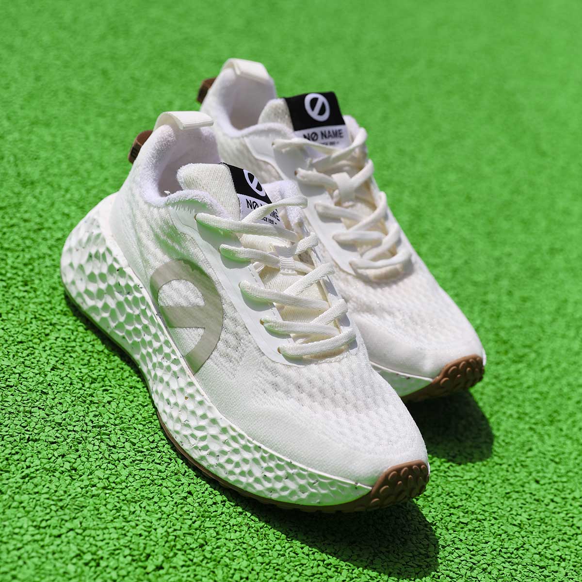 CARTER-00524-WHITE
