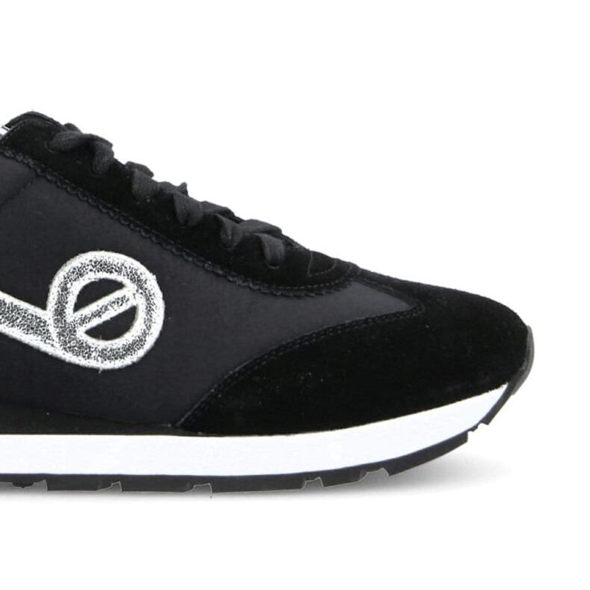 CITY RUN-00164W-BLACK – NO NAME