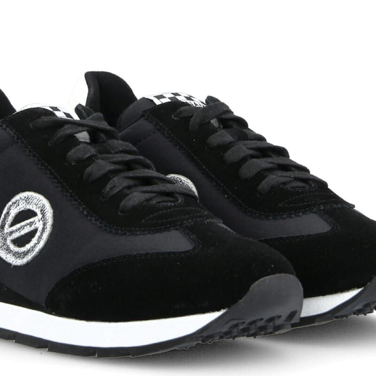 CITY RUN-00164W-BLACK – NO NAME