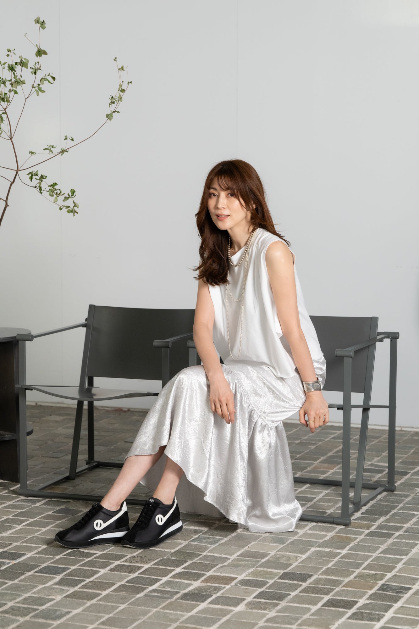 hana ♪  ニリ ロータン NOLAN PANT  ブラック Nili Lotan - Nolan Black Drawstring Jogger | Mitchell Stores