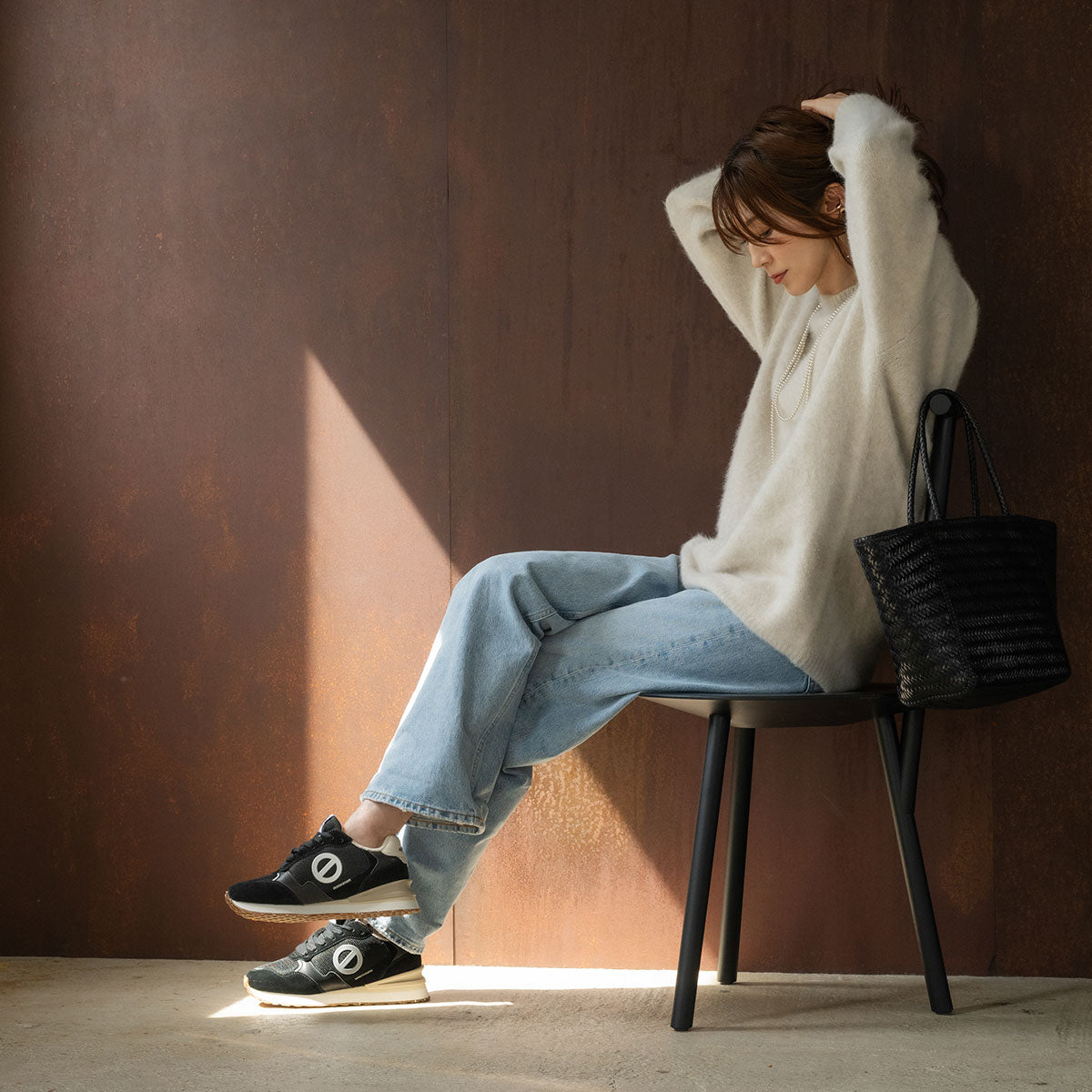 TOVA-52561W-BLACK – NO NAME