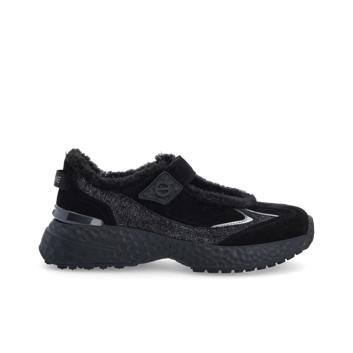 SNEAKERS | スニーカー