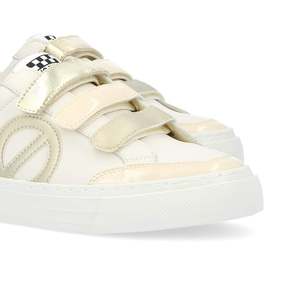 STRIKE-41258-GOLD