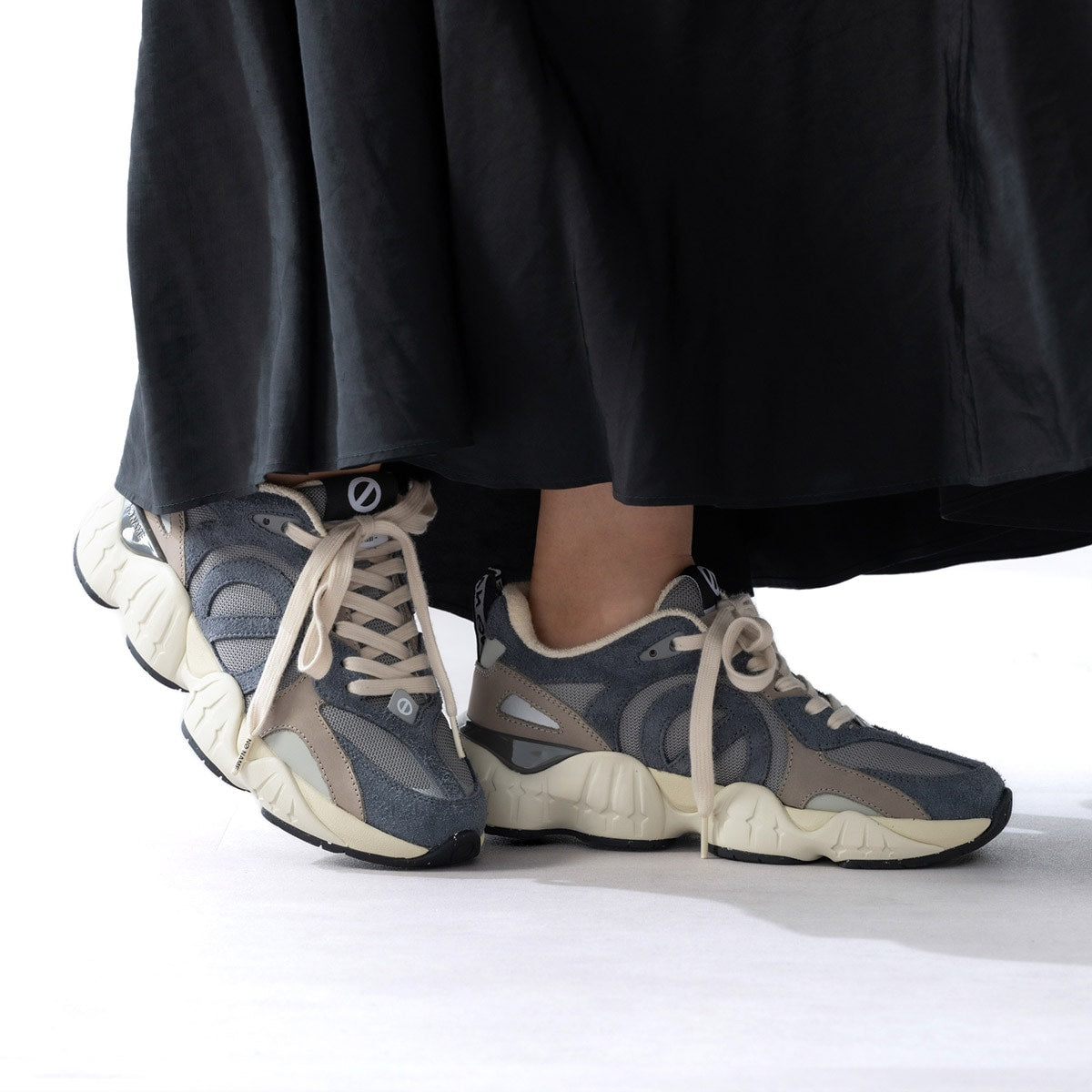 KRAZEE-42588-CARBONE – NO NAME