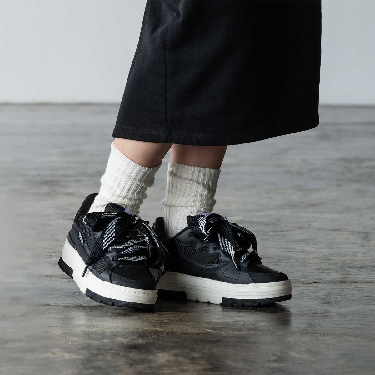 NOLLIE-42182W-BLACK – NO NAME