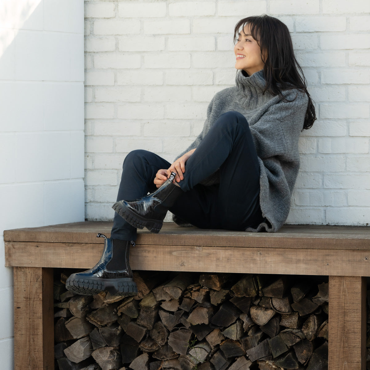 GRAVITEE-42934W-BLACK – NO NAME