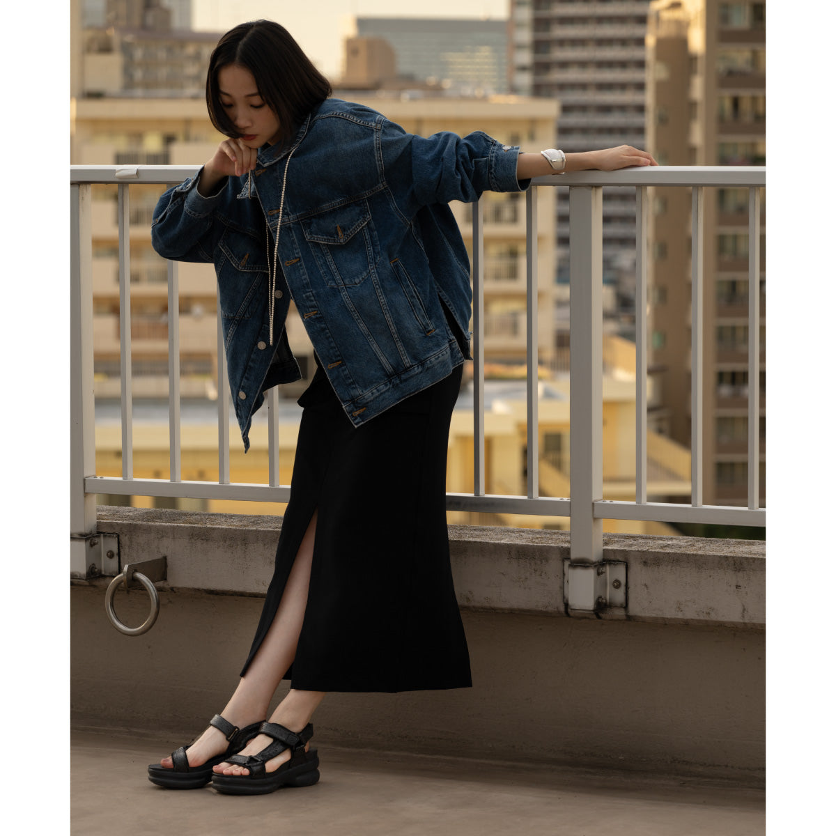 CONCRETE-61216-BLACK