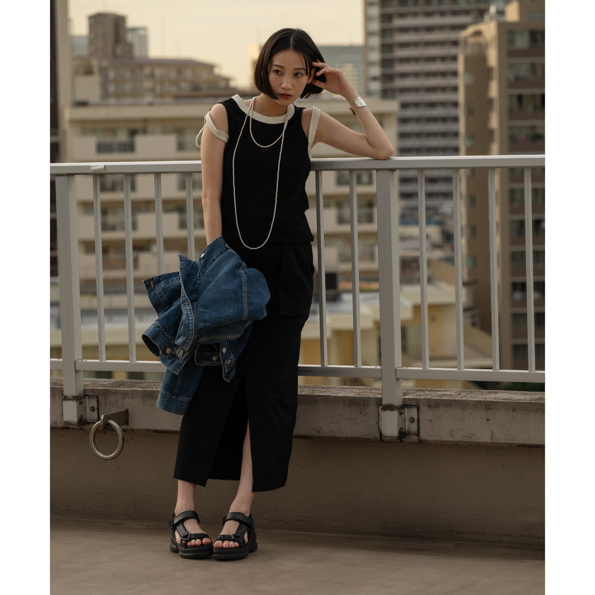 CONCRETE-61216-BLACK