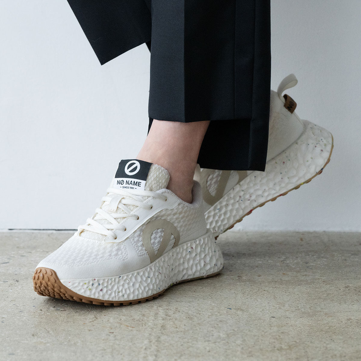 CARTER-00524-WHITE