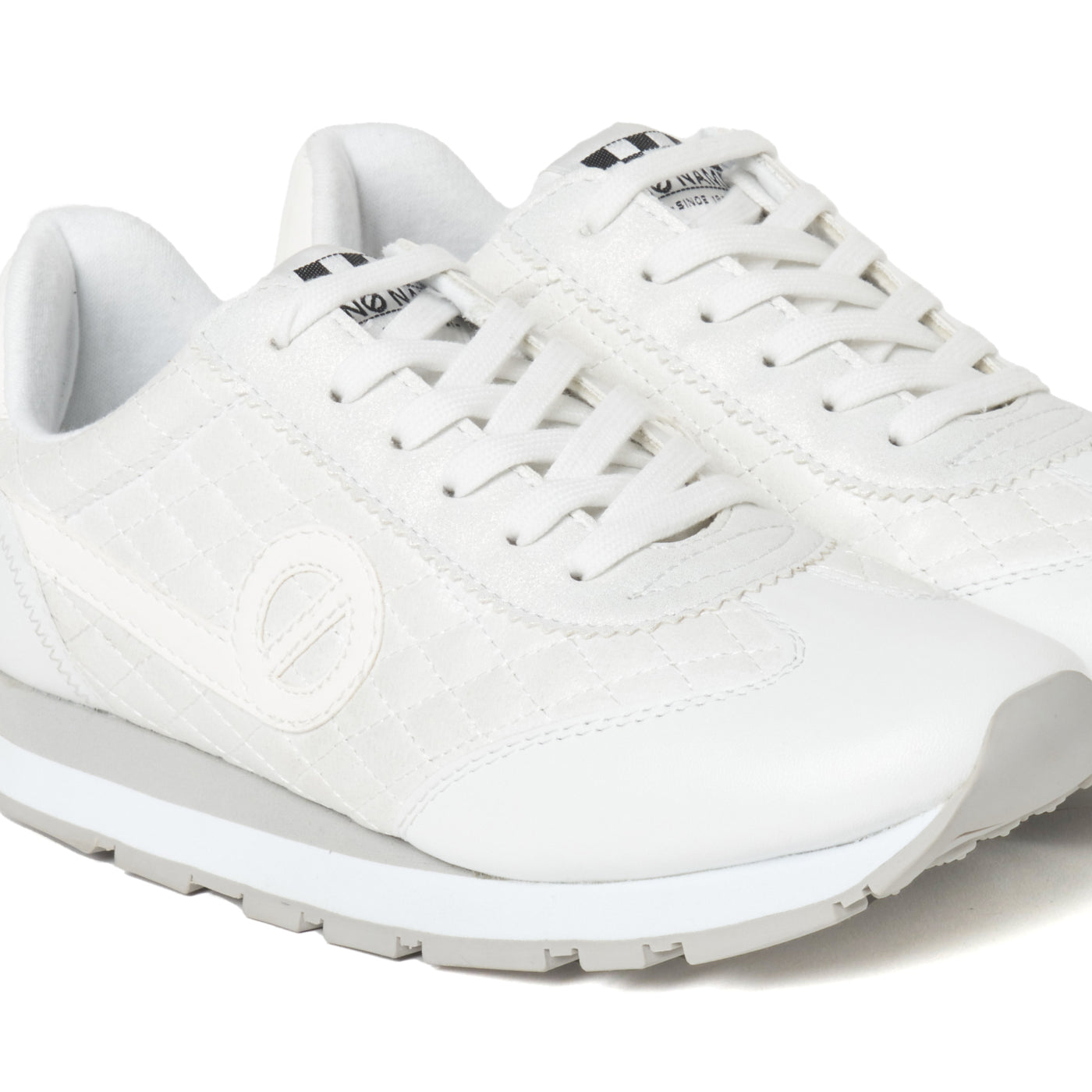 CITY RUN-52191-WHITE – NO NAME