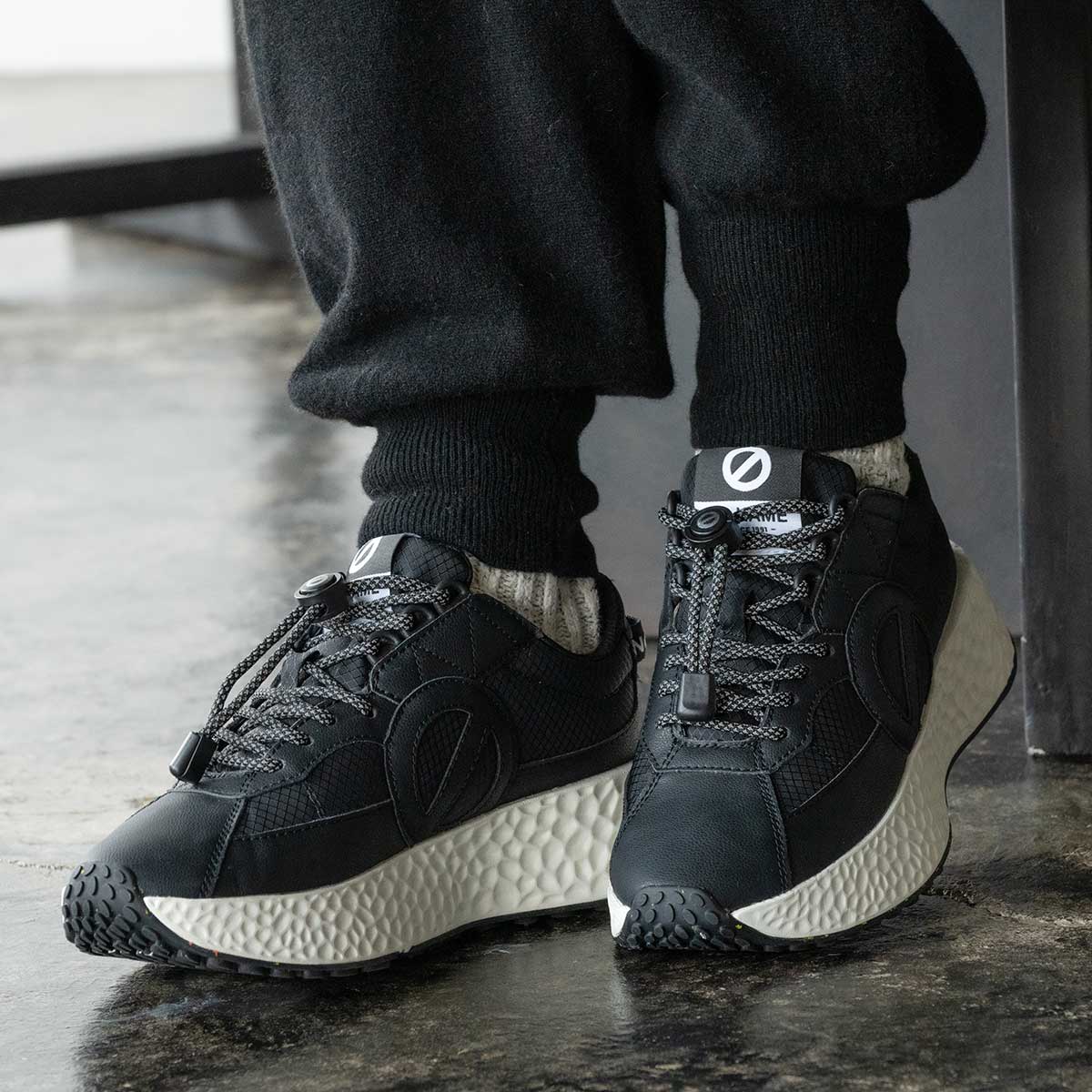 CARTER-52511W-BLACK